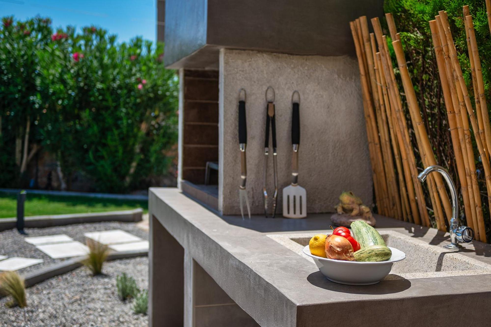 Villa Mariani II - In Lothiarika, Newly Renovated June 2024, Private Pool, Lindos 10 Min, Beach 120M Lardos Esterno foto